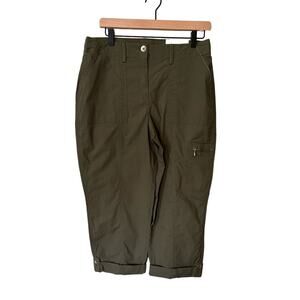 Chico's New Cropped Green Capri Pants Size 1